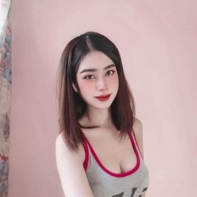 KimWill56087313's profile picture. 