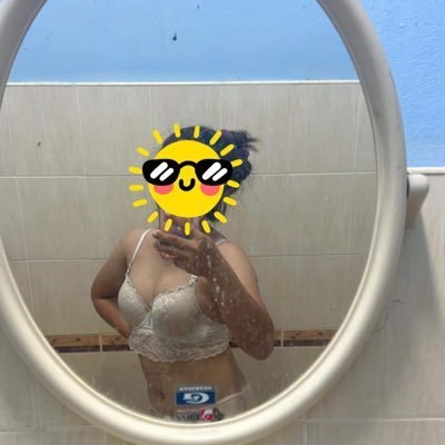 AngelaShaw35307's profile picture. 