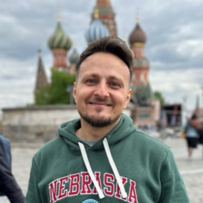 مؤسس شركة @multicaret
شغوف بالبرمجة و بتعليمها بخبرة أكثر من ١٠ سنوات
أحلم بأن أكون منارة لنشر المعرفة.
مدرس في @httcodecom
4 English @mkwsra