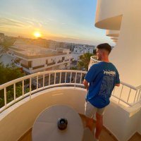 Fraser Thomson (@la_fraser27) 's Twitter Profile