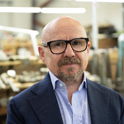 Founder & Chief Executive at world-renowned goldsmiths and silversmiths, @ThomasLyte // Royal Warrant Grantee // Supporter of @AVFCOfficial // Also on LinkedIn