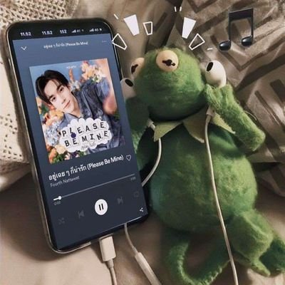 LightSugar23722's profile picture. 