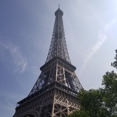 2023年11月tableau data saber認定頂きました。ユニバ激熱中。趣味で生成aiart動画作成中です✨