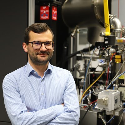 Materials Scientist & Electrochemist
BMBF Junior Research Group Leader @HelmholtzUlm