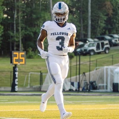 Fcs football RB/Fs 5’10 195 Email:giverscj@gmail.com• 3.6GPA C/o 2026 2x 1st Team All State RB