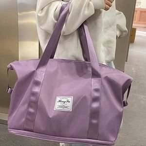 Our carefully designed bag effortlessly combines style and usefulness. It's made from high-quality materials and features well-organized compartments for effici