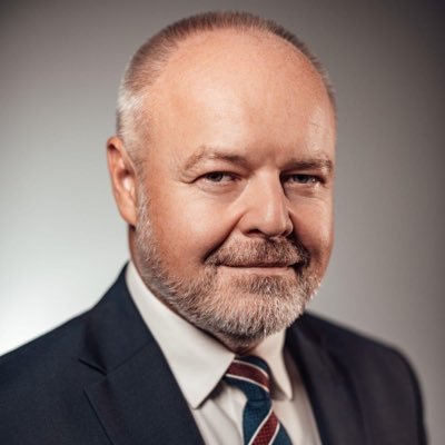 Wiceminister MNiSW, poseł na Sejm RP, kier. Katedry Biomechatroniki Politechniki Śląskiej.