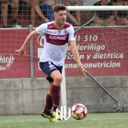 Amante del fútbol y del deporte.
Graduado en Derecho y ADE