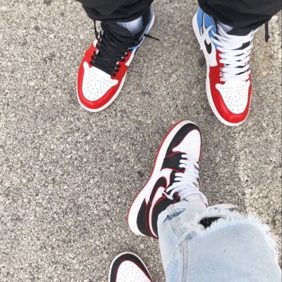 AZtoolit's profile picture. Where my DL bros at that like to stroking and do oral ?