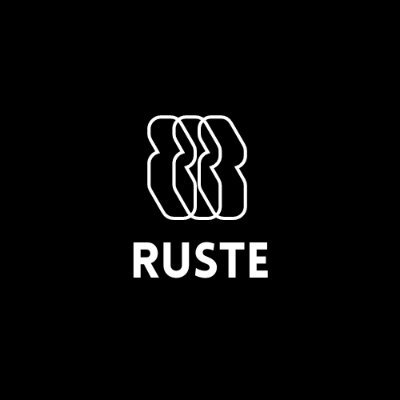 Hi guys! I’m Rustee, I’m 22 and I’m a young producer. I create my own original music, not remakes of popular songs or others.