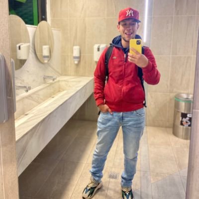 Jeiti12's profile picture. Si eres conformista no llegaras lejos.