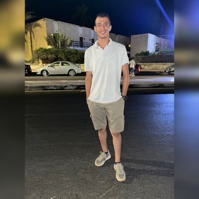 عِش ما شِئتَ فإنك ميت ، وأحبب مَن شِئتَ فإنكَ مُفَارق 👌
CiViL Engineer 👷