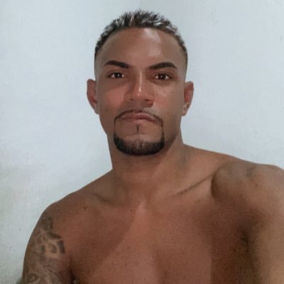 KG_2704's profile picture. ' GRATO POR TUDO QUE TENHO, LUTANDO POR TUDO QUE SONHO🚶🏾!! // GHAEL 👶❤.. FALAR COM TODOS, ANDAR COM POUCOS, CONFIAR SOMENTE EM DEUS !