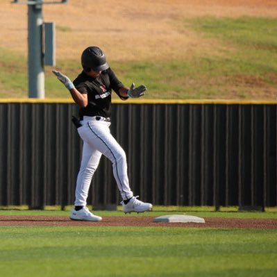 Stephen Medrano Profile