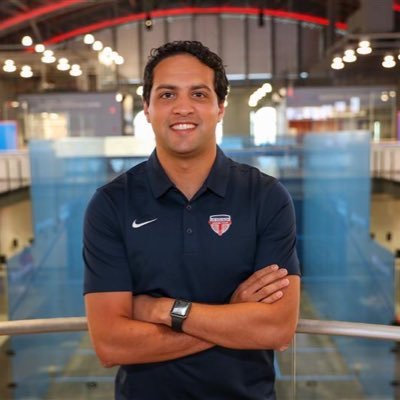 Director of Junior National Teams @ussquash, Arlen Specter US Squash Center. @DragonsofSG '16 @StLawrenceU '20