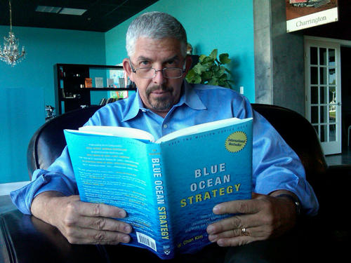 Growth insights from a strategic advisor to CEOs, VCU Business School Professor and organization culture nut.