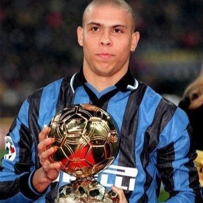 alshuriqi31's profile picture. 