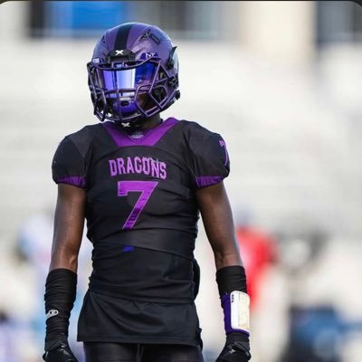 6’0, 170; C/O 2028🏈Under Armour All-American 🏈FBU Adidas All-American ⚡️Track & Field District Champ ✝️Child of God-Romans 8:28; Business: @Damien_Butler8