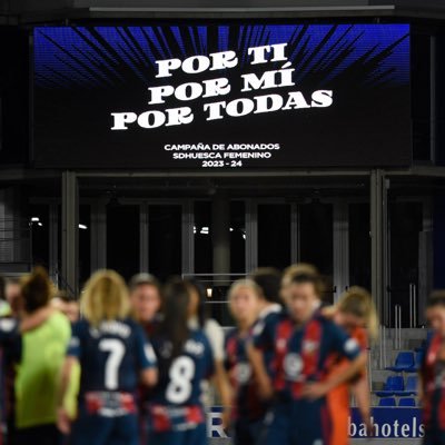Licenciada CCAFD y Diplomada MEF. UEFA PRO. Coordinación deportiva @sdhuescafem. Entrenadora @sdhuesca