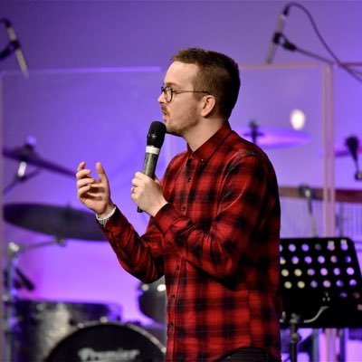 Christian. Husband. Father. Youth Pastor with @KingsChurch1066.