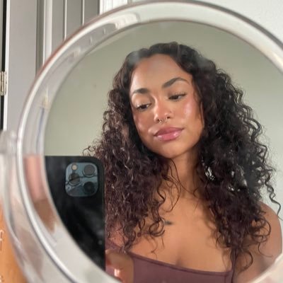 amberlizreyes Profile Picture