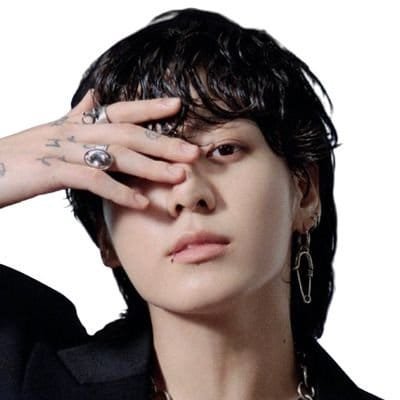 Florecerás completamente después de todas las dificultades - So far away
• only for BTS
@izu_fbj ♡