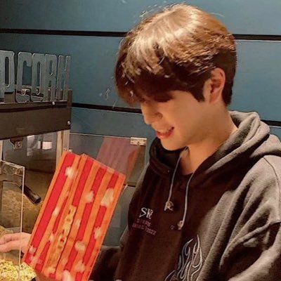 babylooneypie's profile picture. STRAYKIDS DRIPPIN XIKERS BOYNEXTDOOR