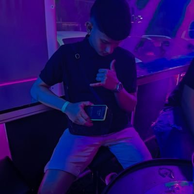 reynierxx's profile picture. Tengo hambre ✨