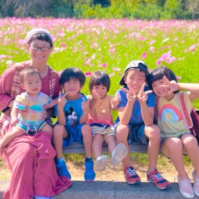 5男1女の母🥰子ども達に魂言葉、愛の言葉を届けたい❣️広げたい🙌✨✨🌈🌈🌈ご家庭に❣️子ども達が集う場所に❣️魂を幸せにする💖笑顔になる🥰あったかくなる🫰💕💕SAMの絵はいかが✨✨販売中の絵✨🖼✨はコチラから💁‍♀️✨✨↓