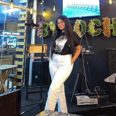 zambran_angelik's profile picture. Mi mundo es mellow💋 #Virgovibes✨