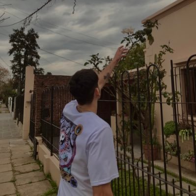 NeltyVidal's profile picture. Atiendo boludos.