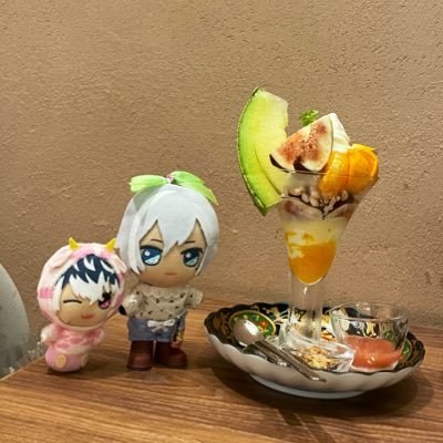 Re:valeに日々の栄養を吸い取られた女 ユキモモぬい・オビツろいど(喋ります)との生活を垂れ流すアカウントです。ご自由にご覧ください🙇♀️