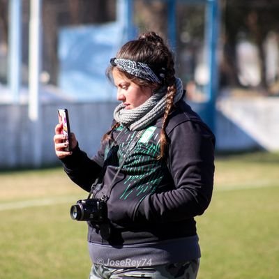 Jacqui, me llamo Jacqui 
~ Siempre en la cancha  ⚽
~Más Celeste que el mismísimo Cielo💙
~Prensa en @ClubSpBelgrano 💚
y A.C. y D. La Paquita