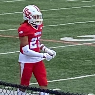 Kenwood Academy High School ‘25 | OLB/MLB | 6’1 | 195 lbs | 3.8 GPA 📚| Email : stampij10@gmail.com