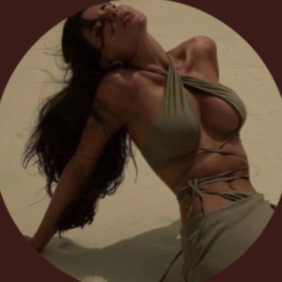 rehabalmalk's profile picture. اللهم إني اسالك راحة تغنينا عن كل شيء🤍  🌲