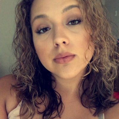 toririley_'s profile picture. 