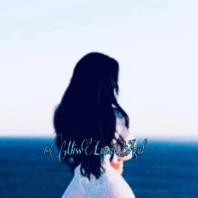 MissLunaAzul Profile Picture