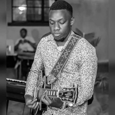 Session 🎸 guitarist🥰.......
BOBI is my PRESIDENT✊🏽.........
MESSI is the greatest of all time 🐐⚽️
......ARSENAL die hard💞