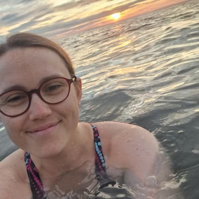 beccaydwi's profile picture. Paediatric trainee, @dragon_bytes groupie, feminist, netballer, gymer, crafter & welsh learner. personal account 💁🏼‍♀️ (she//her)