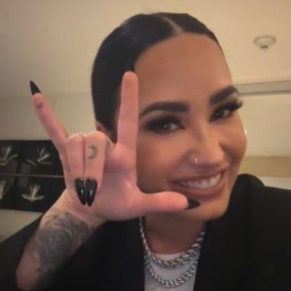 ♡ 31.08.22 ♡ Saudade não tem tradução @ddlovato        
☆ Fan account