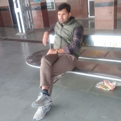 《🙏Respect Mom+Dad🙏》
《💝Love My Frinds 💞》
《🎂Birthday 17Nov.🎂 》
Manjoor 👆 hai vo dagar
jaha Attitude 😎 se ho safar.💥
❥❥════════❥❥════════❥❥