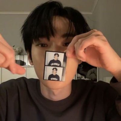 cikhaawidia's profile picture. Bahagiku adalah kalian☺