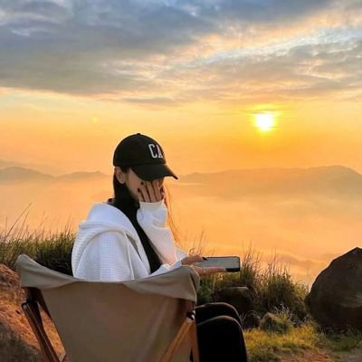 uratariho3101's profile picture. 写真を頻繁にアップデートしています｜大人の男性と話したい｜私に注目してください