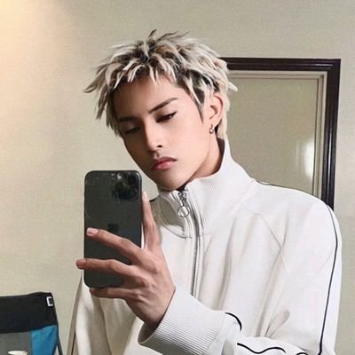 cornchirp's profile picture. 