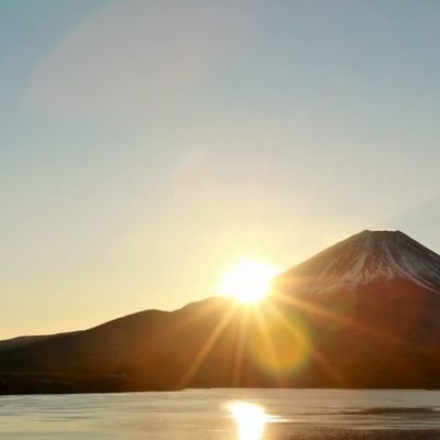 あ～暗くてやんなんちゃうわ〜！タロットの死神は、〜したら即終了みたいなカードで、〜したらが、ゲーム時間決めてやめたら、戦争終わんないかな。

しかし、嘘かもしれないけど、紛争死者用の異世界があって、戦争すると死者は転生して異世界で暮らすらしい。