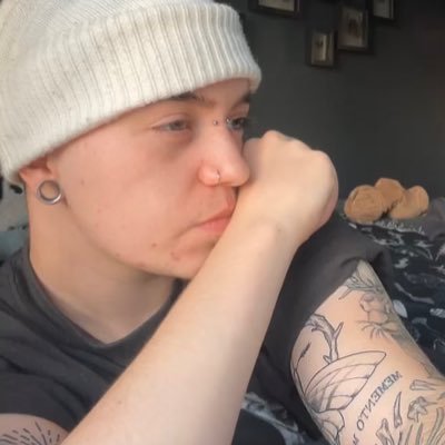 nsfw_xander_'s profile picture. 𝖳𝗁𝖾𝗒/𝖳𝗁𝖾𝗆 ☼ 24 ☼ 𝖬𝗂𝗇𝗈𝗋𝗌 𝖣𝖭𝖨 ☼ 𝖨 ♥︎ 𝗆𝗒 𝖻𝗈𝗒𝖿𝗋𝗂𝖾𝗇𝖽