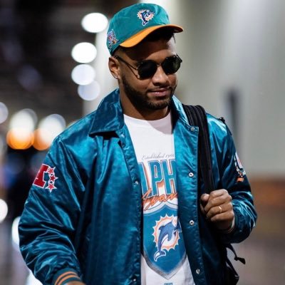 Lifelong fins fan stuck in New England