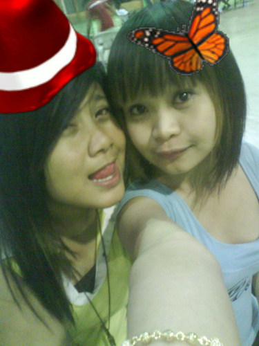 about me!!
simple,good n bad gurlz,sweet..
