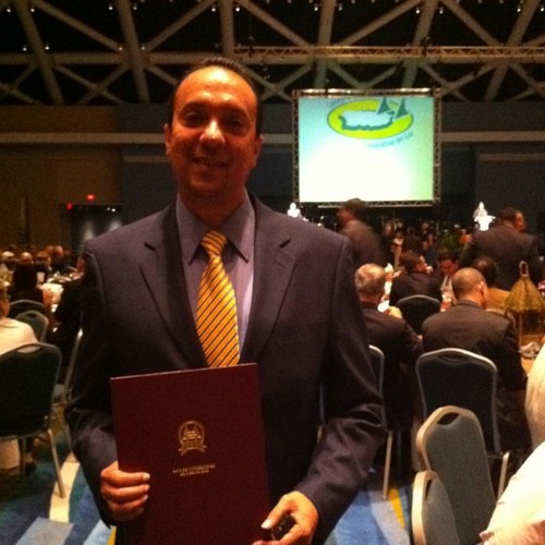 adorno_ramon's profile picture. 