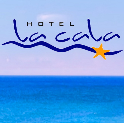 El Hotel ofrece a sus clientes 40 habitaciones que garantizan el máximo confort para unas inolvidables vacaciones junto al mar.